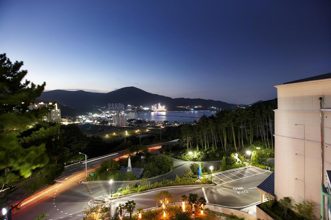Dome Hotel Geoje Extérieur photo